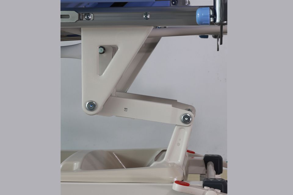 M1 Manual Transfer Bed  (Machaon Series) (7)